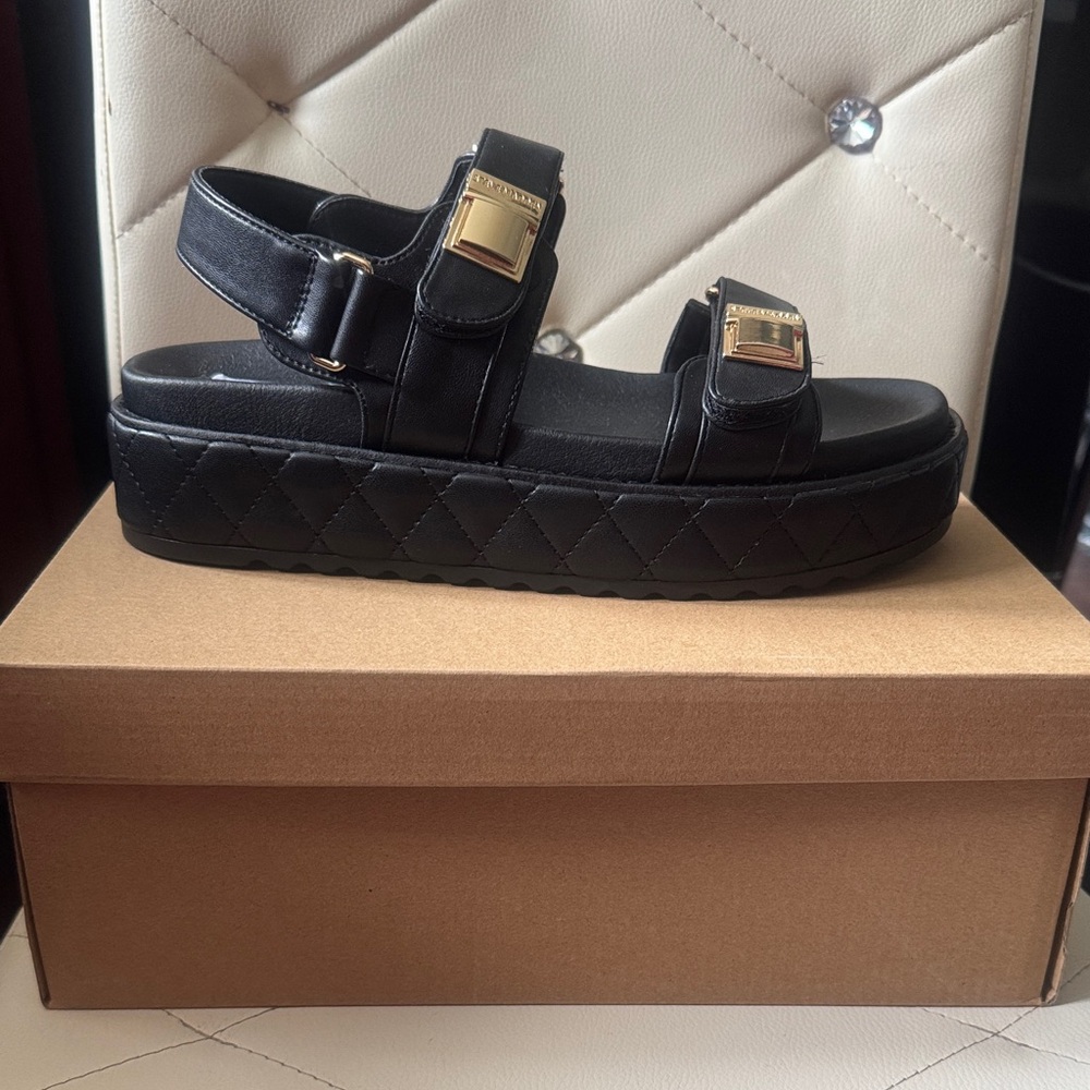 Steve Madden Black‎ Sandals with Gold Buckles